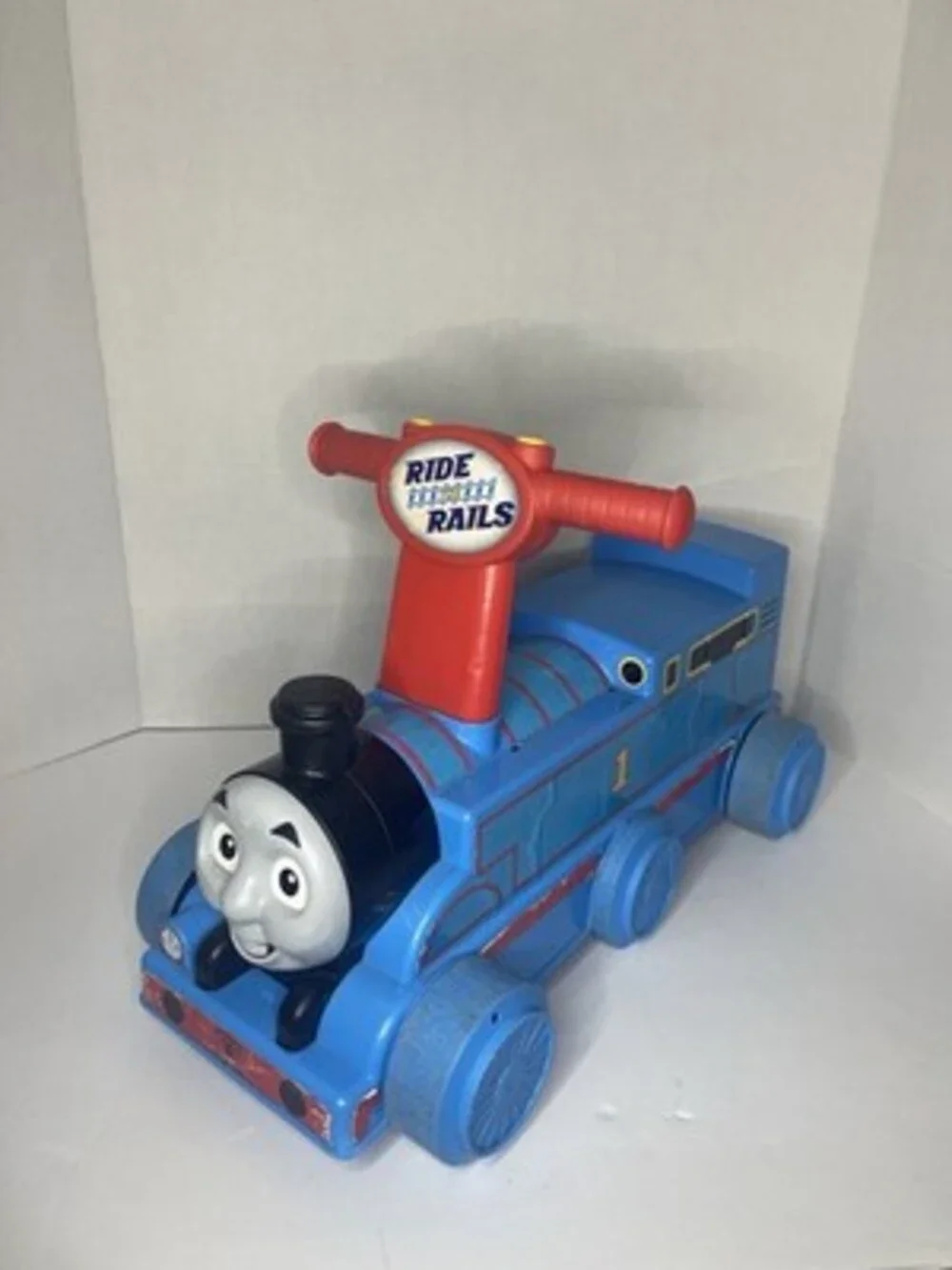 RARE Jakks Pacific Thomas The Train Tank Engine Activity Ride On Push N’ Scoot - Picture 1 of 13